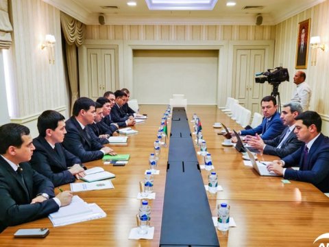 ADY Türkmənistanda Orta Dəhlizin şaxələndirilməsi imkanlarını müzakirə edib - FOTO