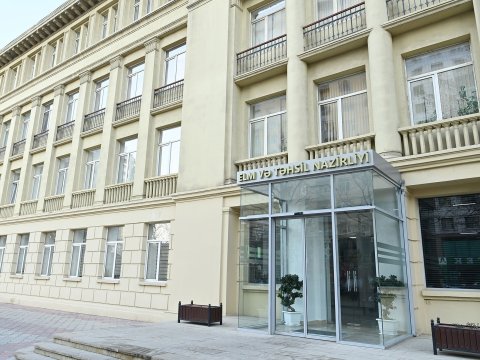 Sertifikasiyanın yekun nəticələri - 4 mindən çox müəllim imtahandan kəsilib