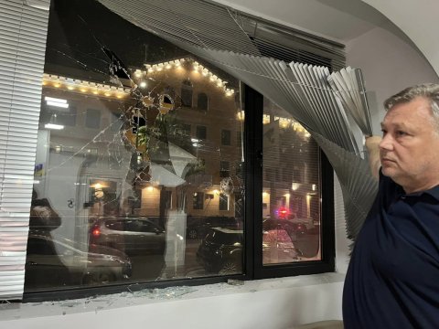 Saakaşvilinin partiyasının ofisinə HÜCUM OLUB