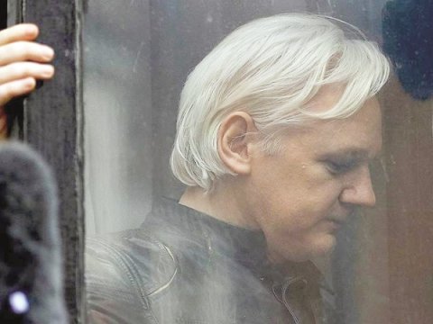 Culian Assanca ABŞ-a qayıtmaq qadağan olundu