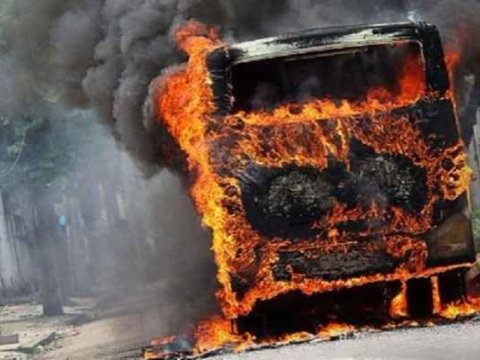 Sumqayıtda iki avtobus yandı