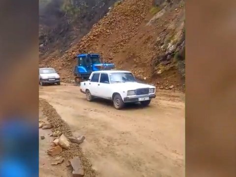 İsmayıllı-Lahıc yolunda maşınların hərəkət bərpa edildi - VİDEO