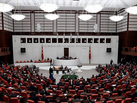 Bölgələrin parlamentdə təmsilçiliyi üzrə deputat yeri sayları DƏYİŞDİRİLİB