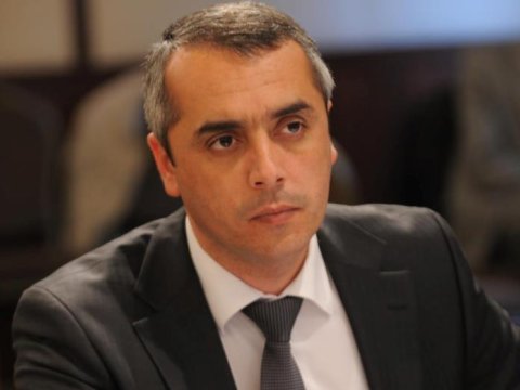 Öz həyatını qurban verən polislərə ləkə yapışmaz