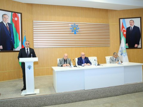 Binəqədi Rayon Ağsaqqallar Şurasının hesabat konfransı keçirilib - FOTO