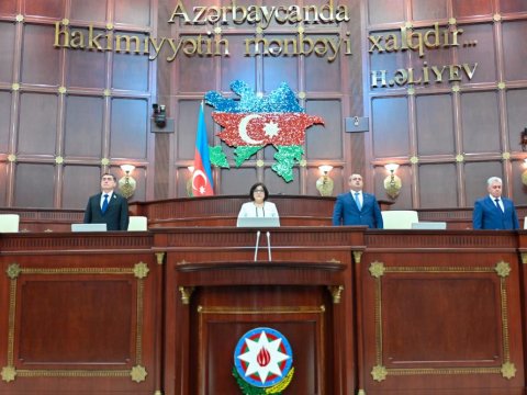 Rəsmən buraxılan Milli Məclis: onlar hələ deputatdırlar, yoxsa səlahiyyətləri bitdi?