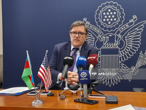 ABŞ Ermənistanla Azərbaycan arasında sülh imkanı görür - Blinkenin köməkçisi Bakıda danışdı 