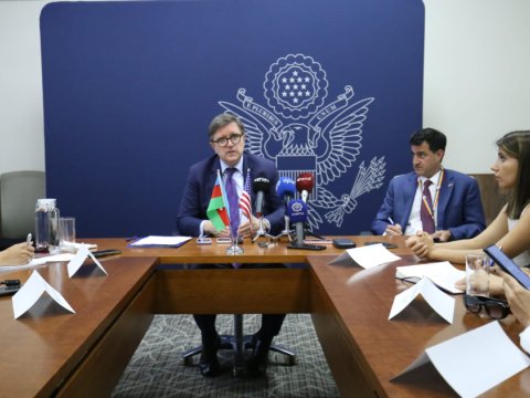 Azərbaycan ilə Ermənistan arasında çox effektli birbaşa kommunikasiya var