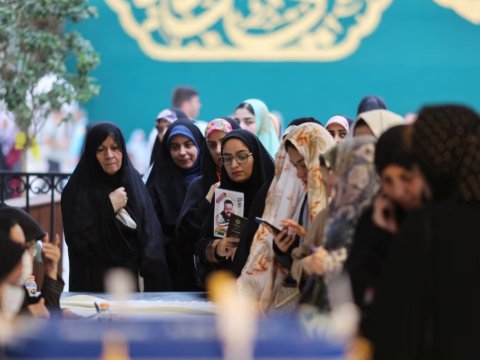 İran seçkiləri: Heç bir namizəd qalib gəlmədi - İkinci tur olacaq 