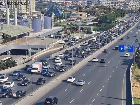 Bakıda tıxac olan yolların SİYAHISI