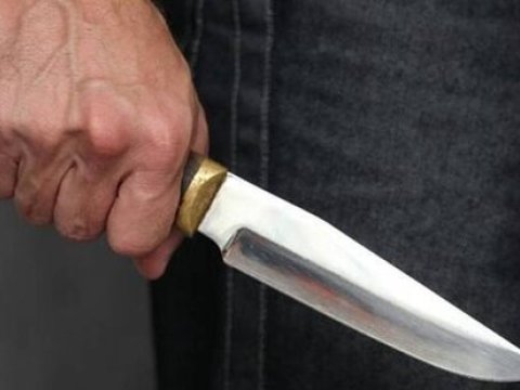 Sumqayıtda yeniyetmələr arasında dava - İki nəfər bıçaqlandı