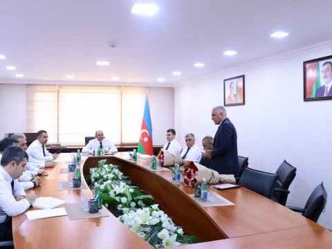 Baş Prokurorluğun 2 əməkdaşı təqaüdə göndərildi