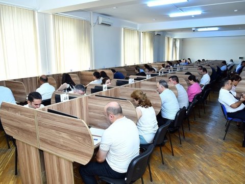 Hakimliyə namizədlərlə test imtahanı keçiriləcək 