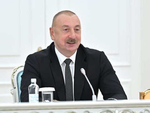 İlham Əliyev qeyri-rəsmi şam yeməyinə qatıldı