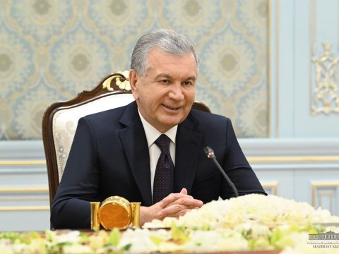 Mirziyoyev Azərbaycana yola düşdü