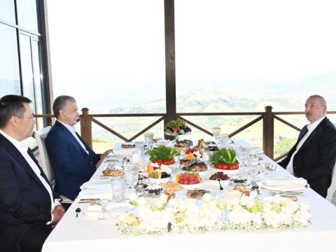 Liderlər Şuşada nahar etdilər 