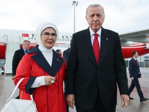 Ərdoğan xanımı ilə Berlinə getdi