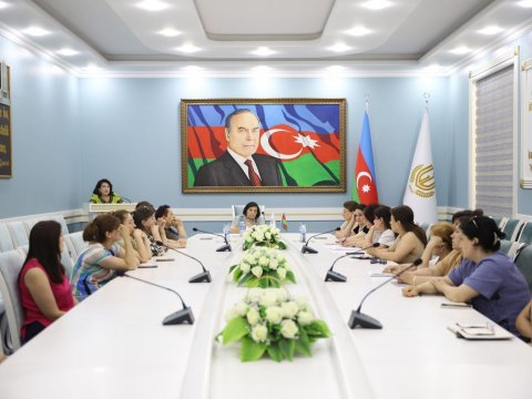 Gəncə Dövlət Universitetində “COP29 İqlim dəyişkənliyi ilə mübarizə” mövzusunda tədbir keçirilib