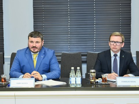 Emin Əmrullayev Ukraynanın Azərbaycandakı səfiri ilə görüşdü