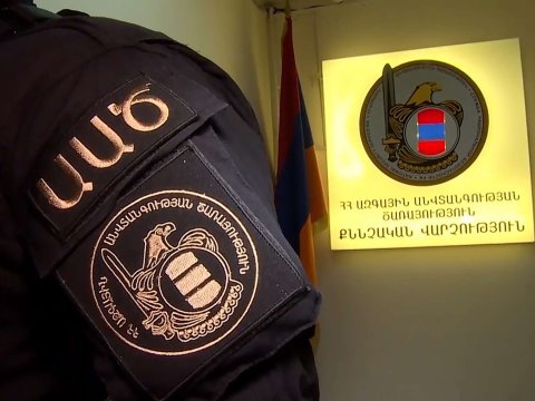 Ermənistanda 9 hərbi komissar rüşvət almaqda ittiham olunur