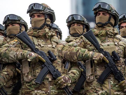 Baş nazir hərbçilərin pensiya yaşı ilə bağlı qərar imzaladı