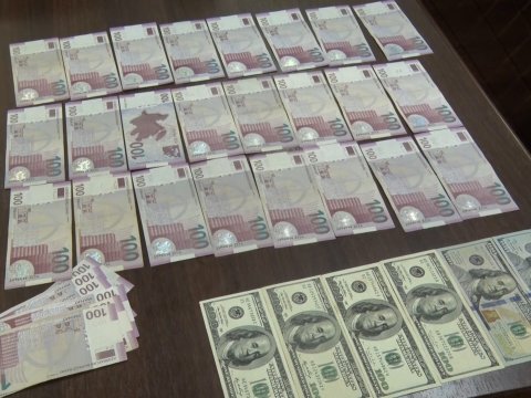 Ahıl və tənha vətəndaşlara qarşı dələduq edən kuryer saxlanıldı