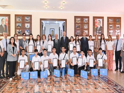 &ldquo;Qərbi Azərbaycana qayıdış&rdquo; olimpiadasının qalibləri ilə görüş&nbsp;-&nbsp;FOTO