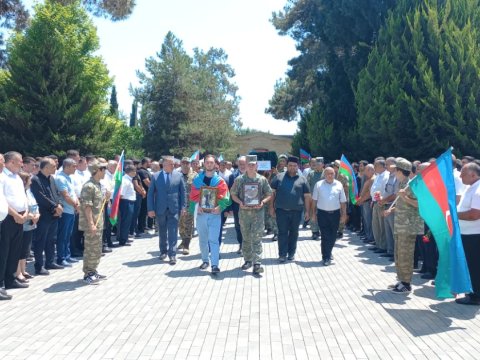 Şəhidimiz 32 ildən sonra torpağa tapşırıldı