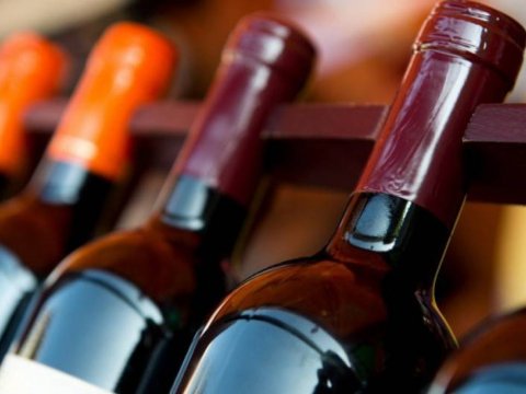 Alkoqollu içkilərin idxalı və istehsalı sahəsində yeni şərtlər