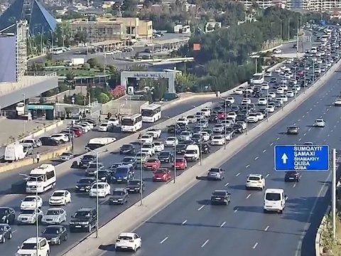Bakının bu yollarında tıxac var - SİYAHI