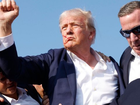 Azərbaycanlı tələbə Trampın vurulmasını lentə aldı - ŞOK GÖRÜNTÜLƏR