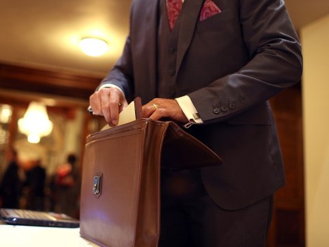 İki rayonda icra başçısı YOXDUR