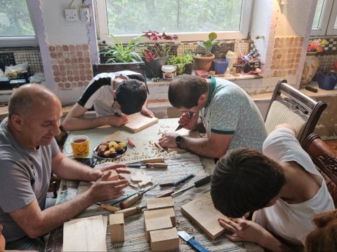 Qarabağlılar üçün sənətkarlıq dərsləri keçirilib - FOTO