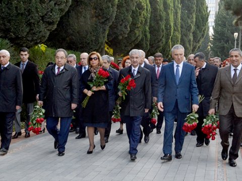 YAP-ın deputatlığa namizədləri kimlərdir: gənclər, veteranlar, xanımlar... - ADLAR