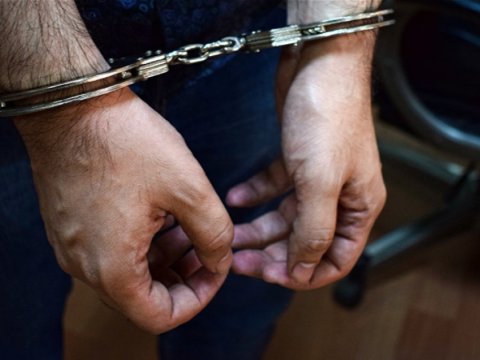 Mağaza və ofisdən oğurluq edən keçmiş məhkumlar&nbsp;saxlanıldı