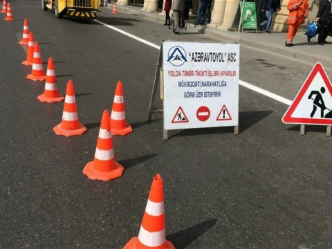 Bakının Əhmədbəy Ağaoğlu küçəsi bağlandı&nbsp;
