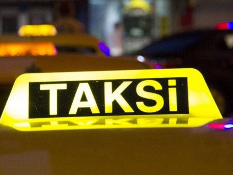 Azərbaycanda taksilərin sayı iki dəfə AZALIB