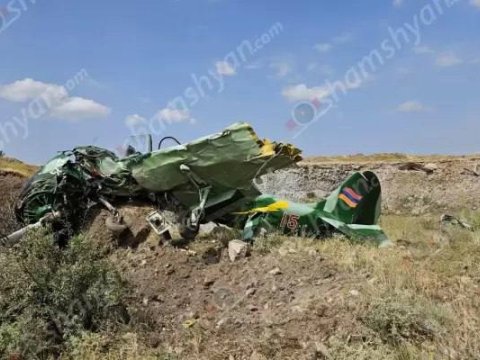 Ermənistanda təyyarə qəzası - 2 nəfər öldü