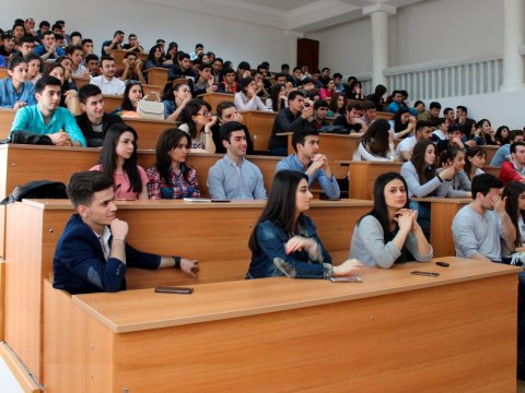 Tələbələrin köçürülməsinə bu tarixdən BAŞLANILIR