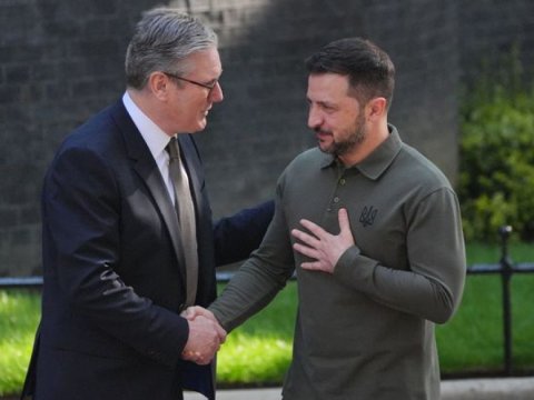 Yeni Baş nazir Zelenski ilə görüşdü