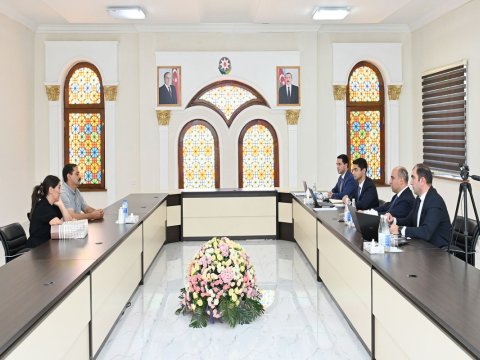 Emin Əmrullayev Xaçmazda vətəndaşları qəbul edib