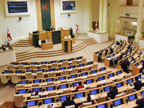 Gürcüstanda məhbusların 10 faizi azadlığa çıxacaq&nbsp;