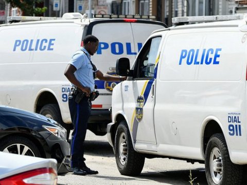 ABŞ-də&nbsp;atışma - 3 ölü, 7&nbsp;yaralı