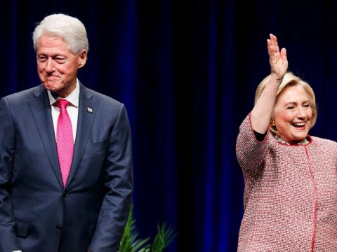 Klintonlar da onun namizədliyini dəstəklədi