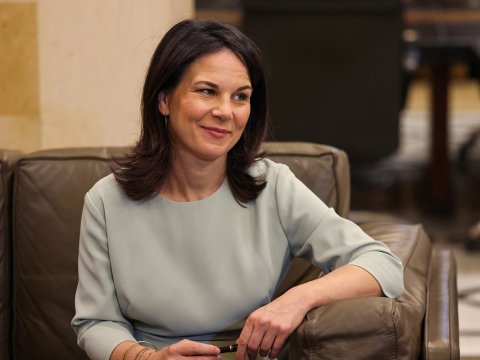 Alman nazir Baydenin qərarını ŞƏRH ETDİ