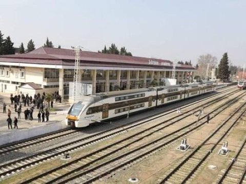 Azyaşlının qatar vurması nəticəsində ölməsi faktı araşdırılır