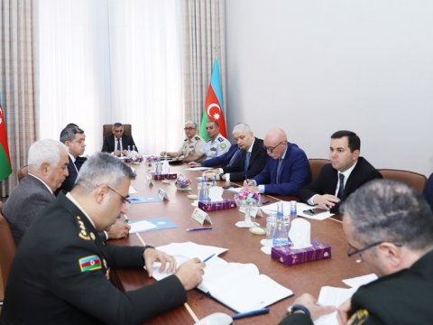 İyulda hərbi xidmətə çağırış müzakirə olundu