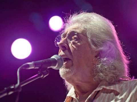 90 yaşlı məşhur musiqiçi vəfat etdi