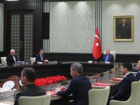 Ərdoğanın komandası toplaşır: Azərbaycan da müzakirə ediləcək