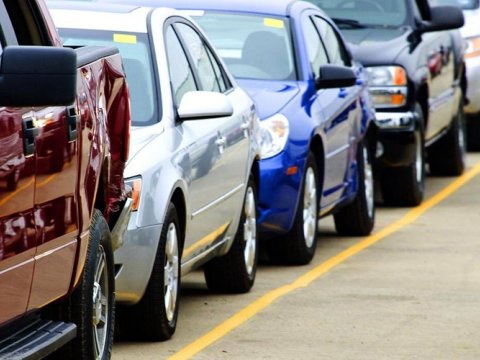 Azərbaycanda hər adama neçə minik avtomobili düşür? - STATİSTİKA